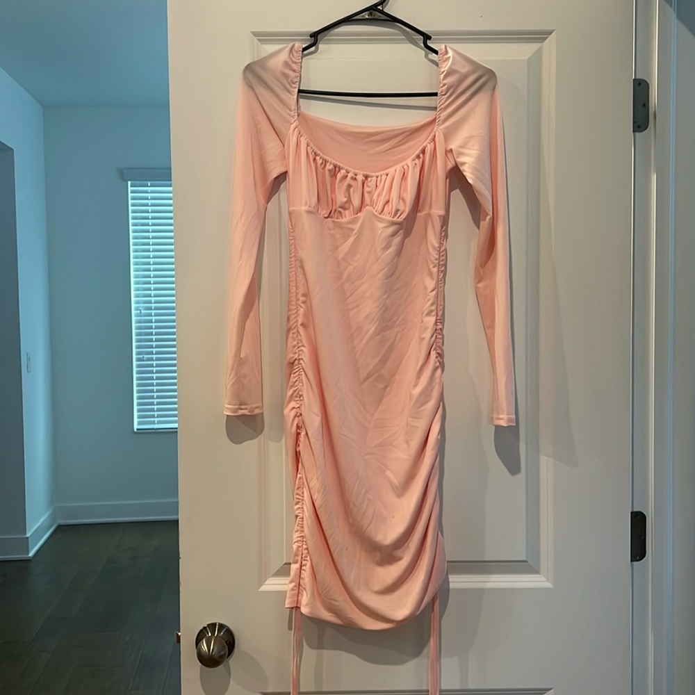Shein baby pink size M dress- never worn!